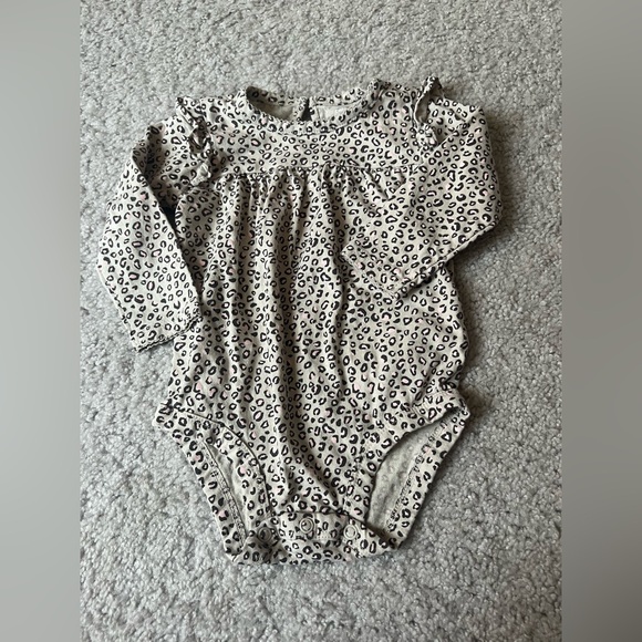 Carters Baby Girl Outfit 9M - Picture 3 of 5